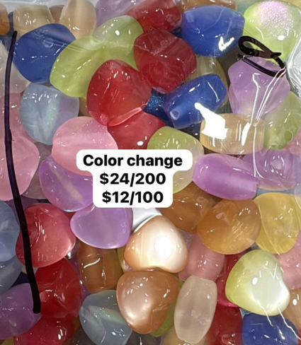 Heart-shaped color change